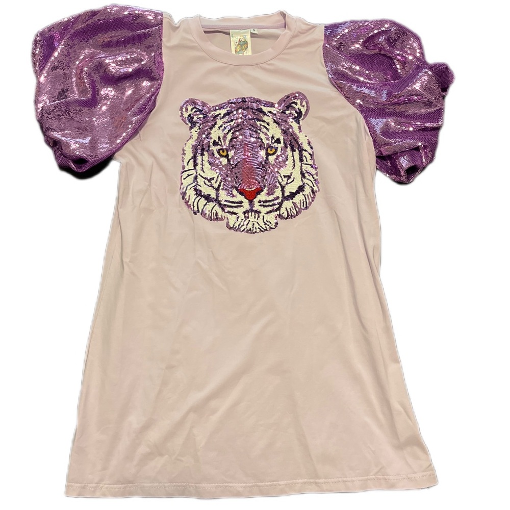 QUEEN OF SPARKLES | Purple Sequin Tiger Top
Size S | Never been worn